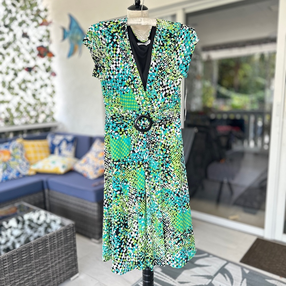Studio I Green and Black V-Neck Midi Sundress